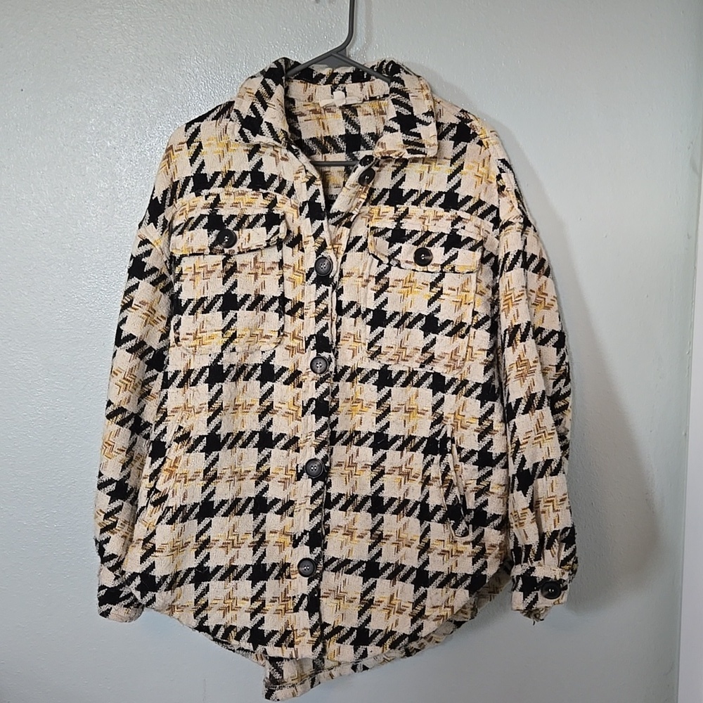 Listicle | Mixed Print Shacket Size Small - Picture 2 of 9